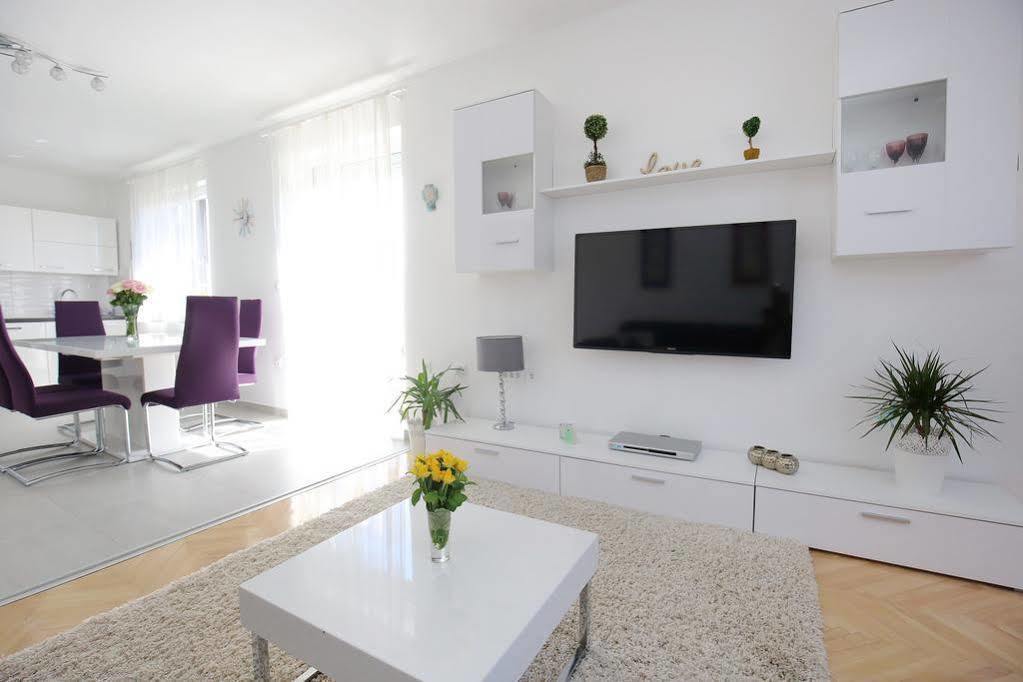 ביבינייה Apartments Martina מראה חיצוני תמונה